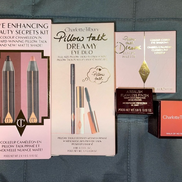 Charlotte Tilbury Makeup Set - Picture 1 of 5